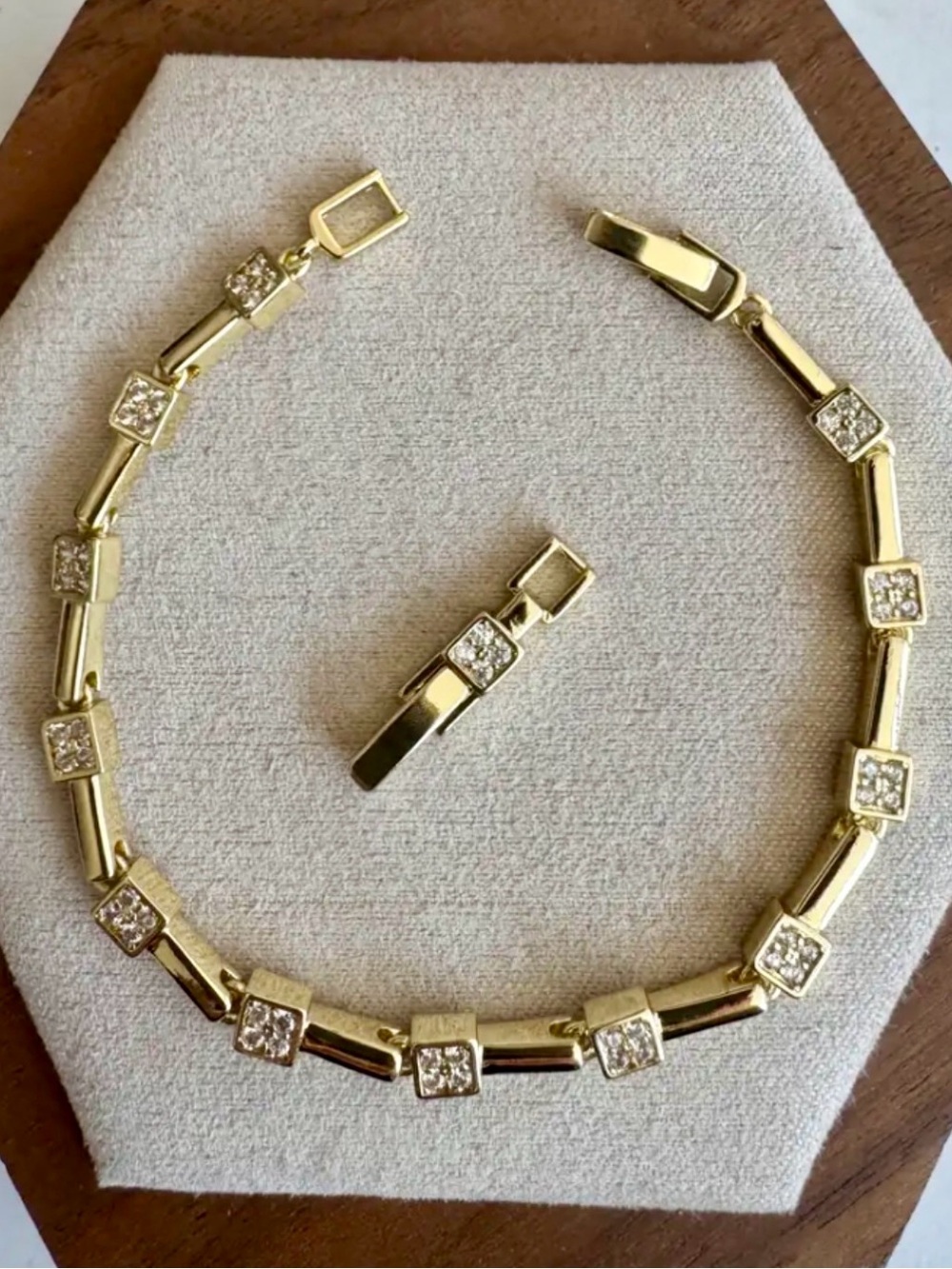 Gold-Tone Link Bracelet with Pavรฉ Crystal Accent Stations